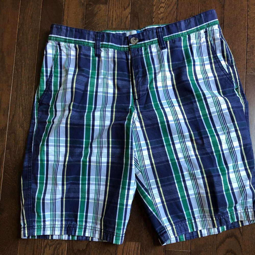 Men’s 33w 14th & Union blue and green plaid short